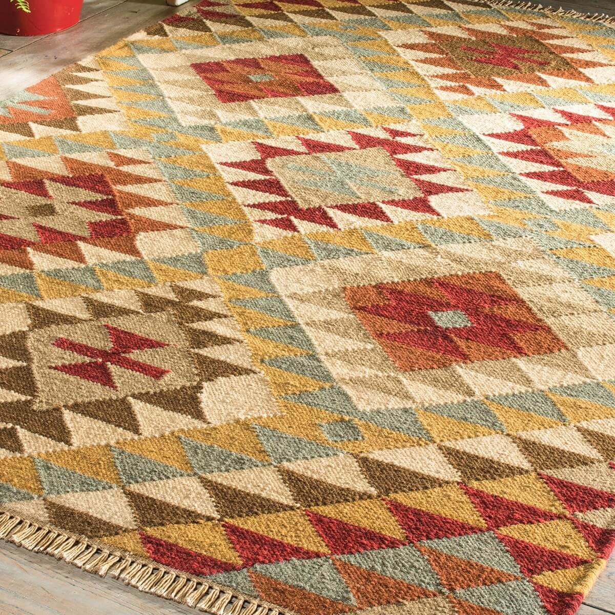 covor traversa lunga kilim in culori vibrante kazak disponibil pe mango+bloom