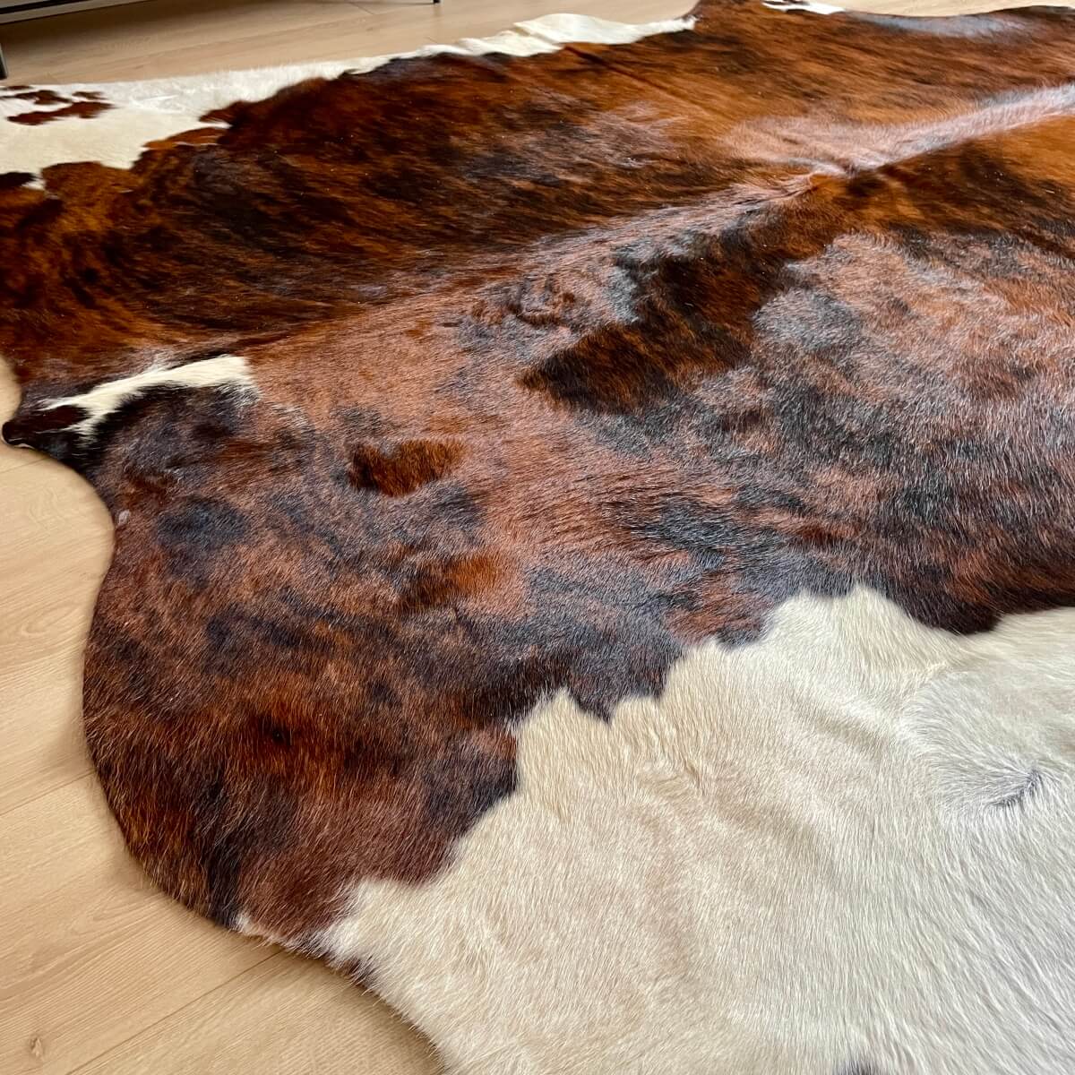 Covor din Piele de Vaca - Exotic (220cm x 210cm)